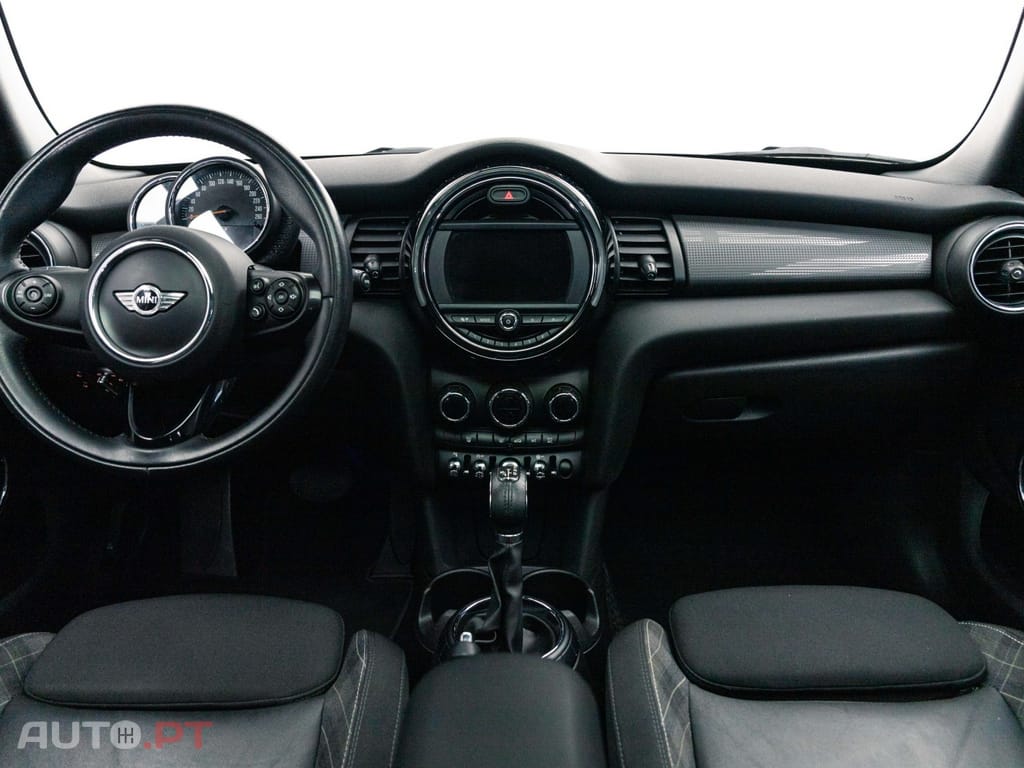 MINI Cooper Cooper D Auto