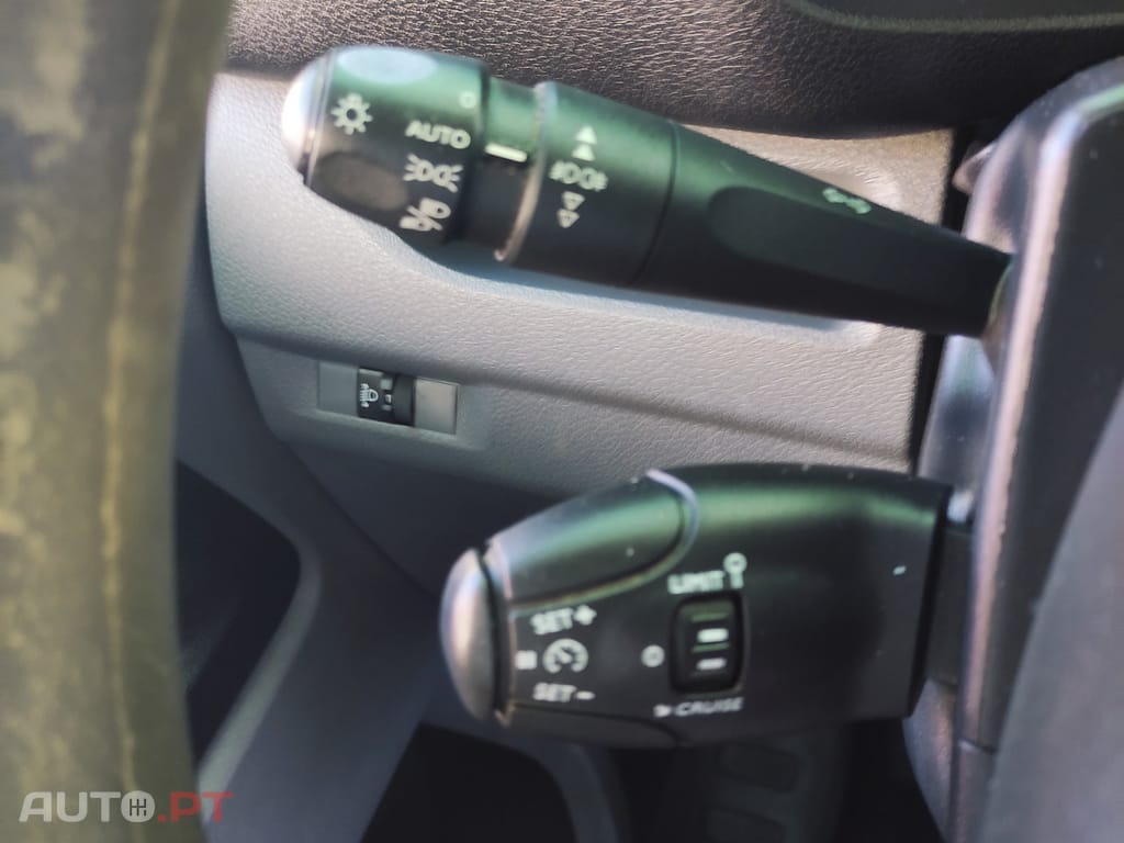 Peugeot Expert L2H1 Premium