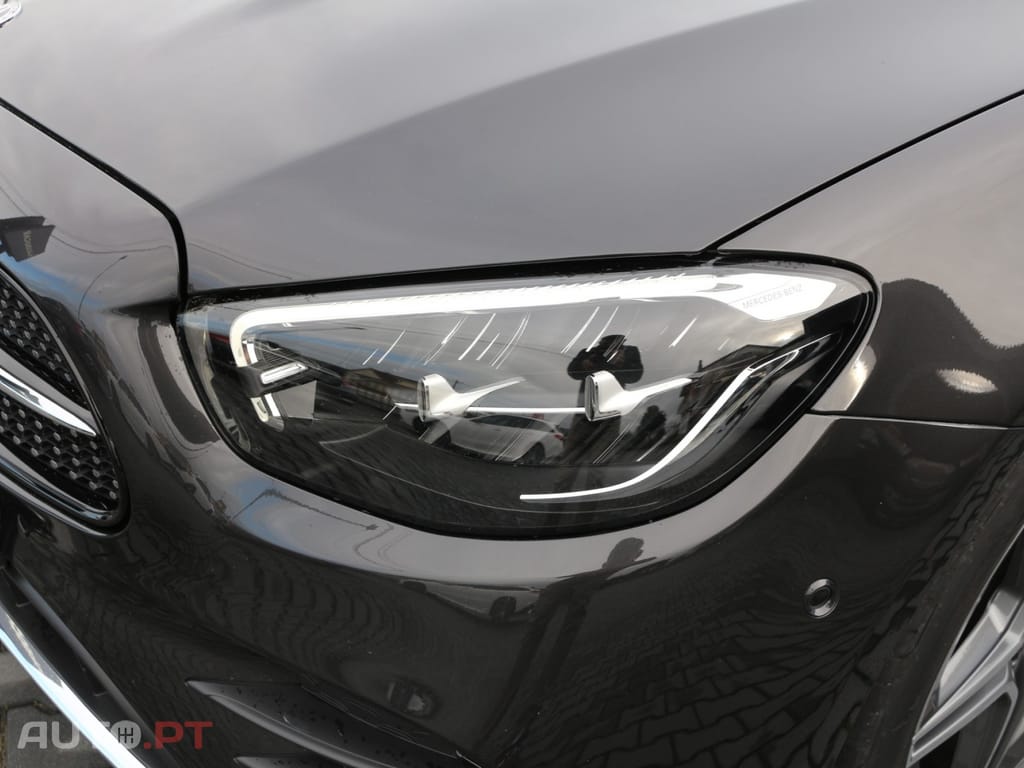 Mercedes-Benz E 300 De AMG Line