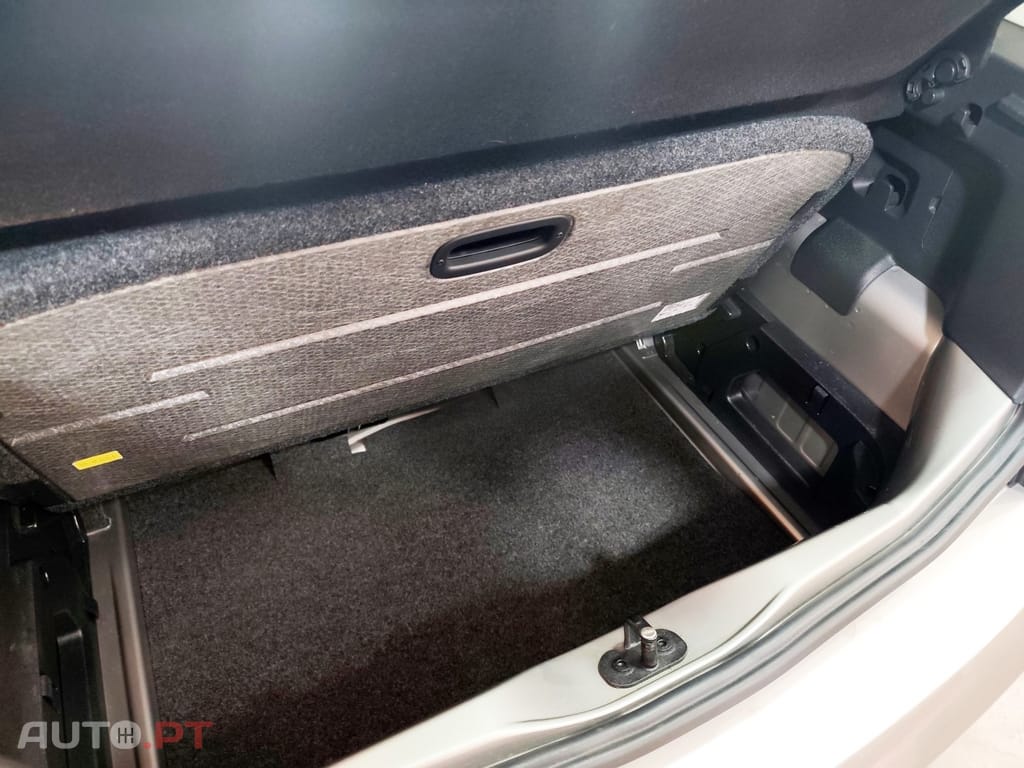 Volkswagen Up! 1.0 BMT Move Auto