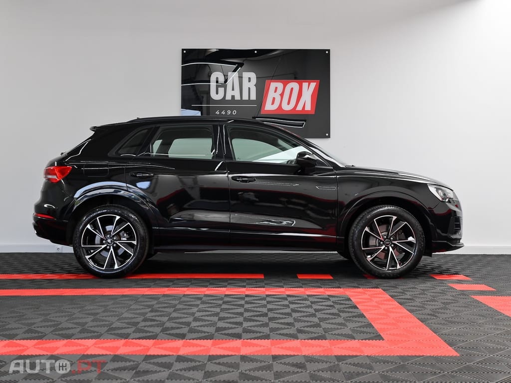 Audi Q3 45 TFSIe S line S tronic