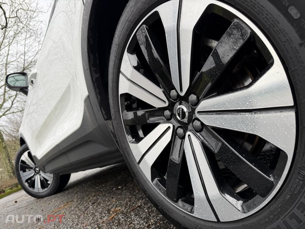 Volvo C40 Recharge Twin Plus