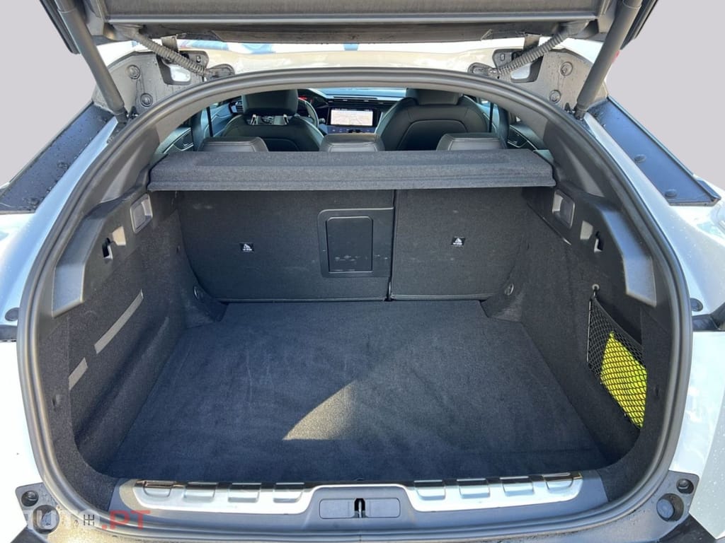 Peugeot 408 GT EAT8