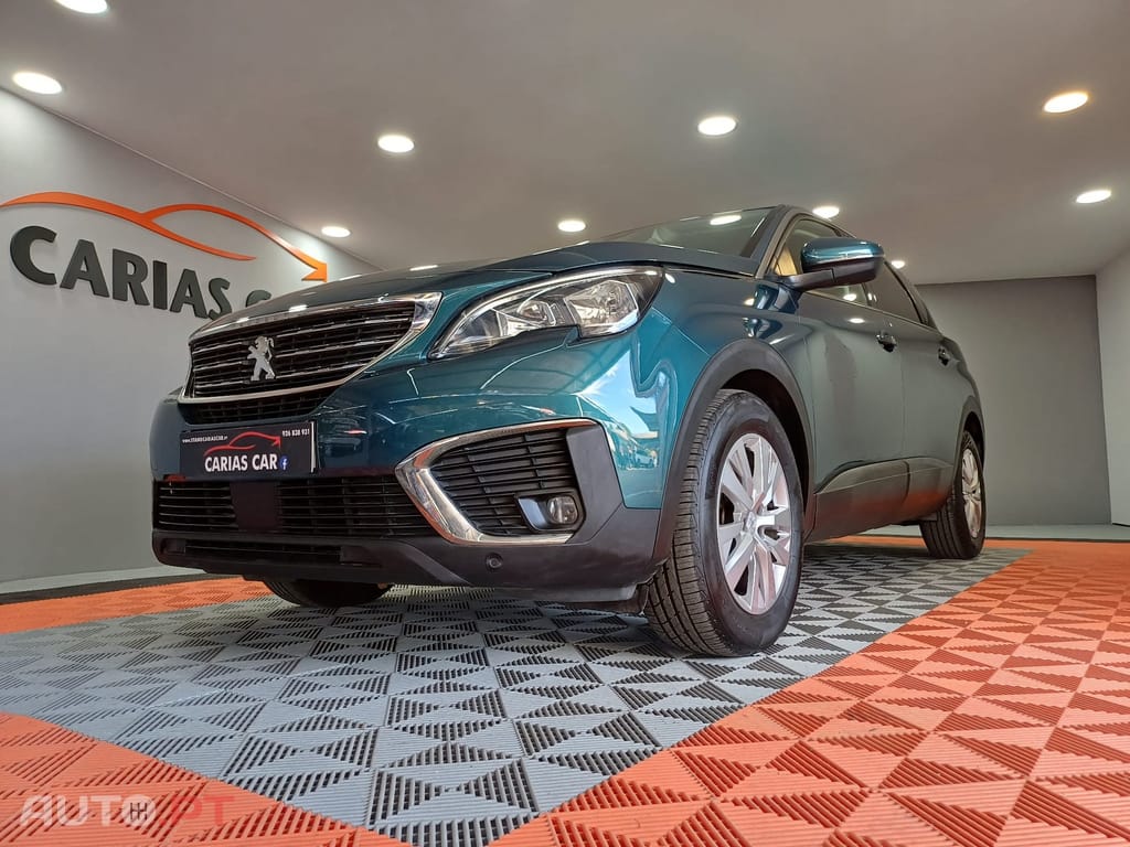 Peugeot 5008 1.2 PureTech Allure EAT8