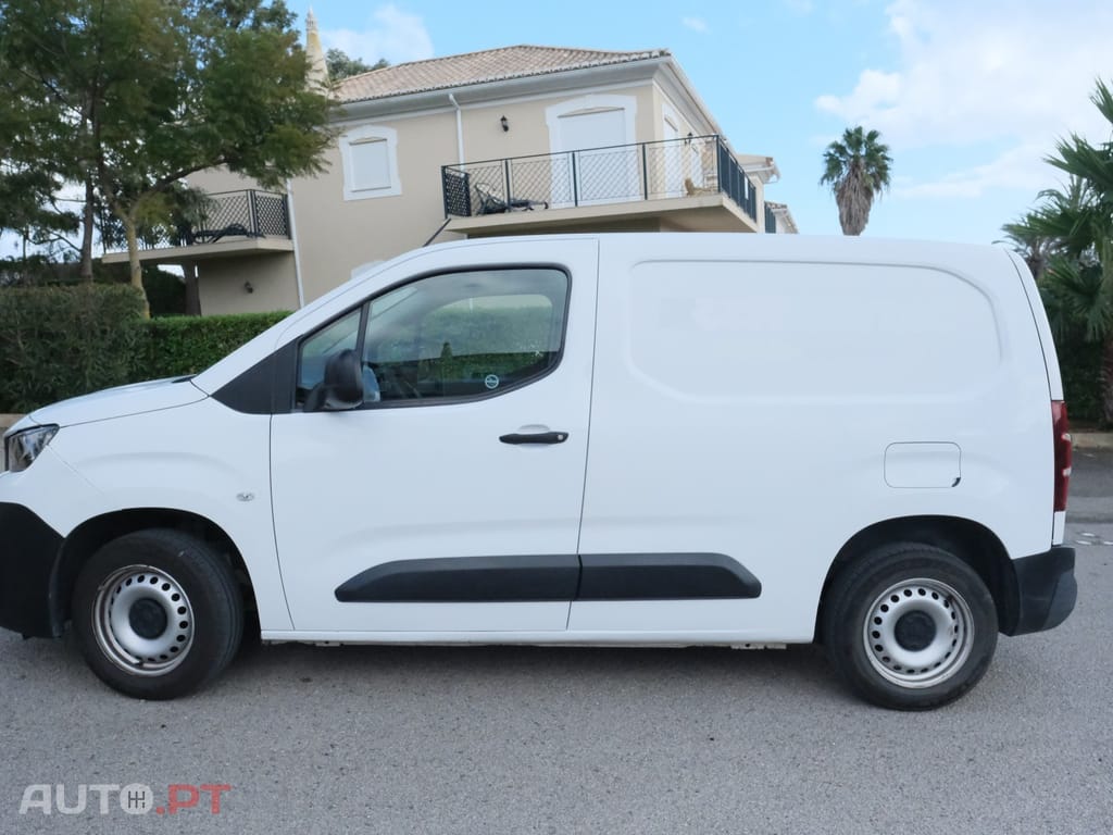 Peugeot Partner 1.6 BlueHDi L1 Asphalt