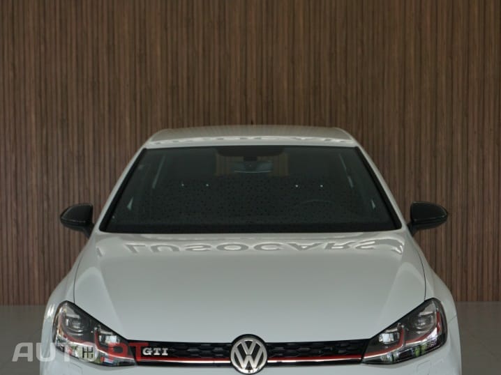 Volkswagen Golf 2.0 TSi GTi Performance