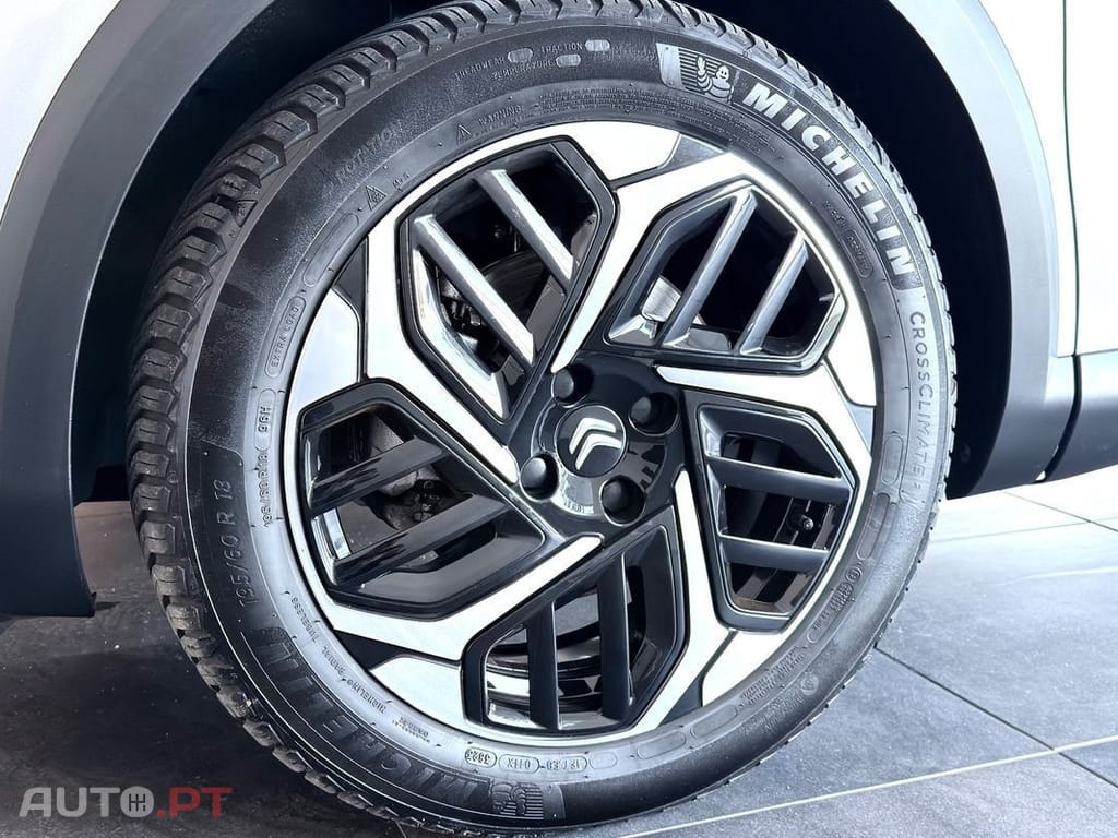 Citroen C4 1.2 PureTech Max EAT8