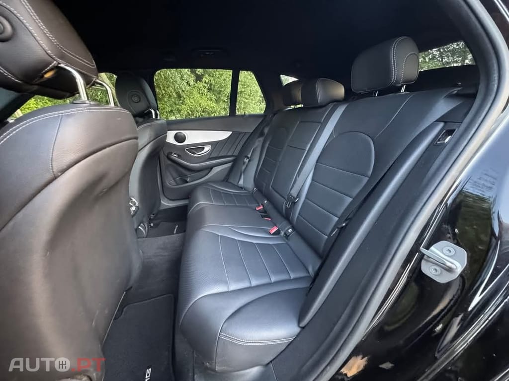Mercedes-Benz C 220 d AMG Line