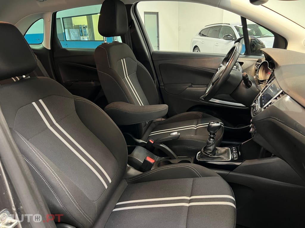 Opel Crossland 1.2 T Business