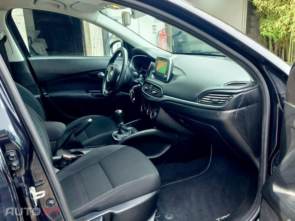 Fiat Tipo 1.3 M-Jet Lounge Tech J17
