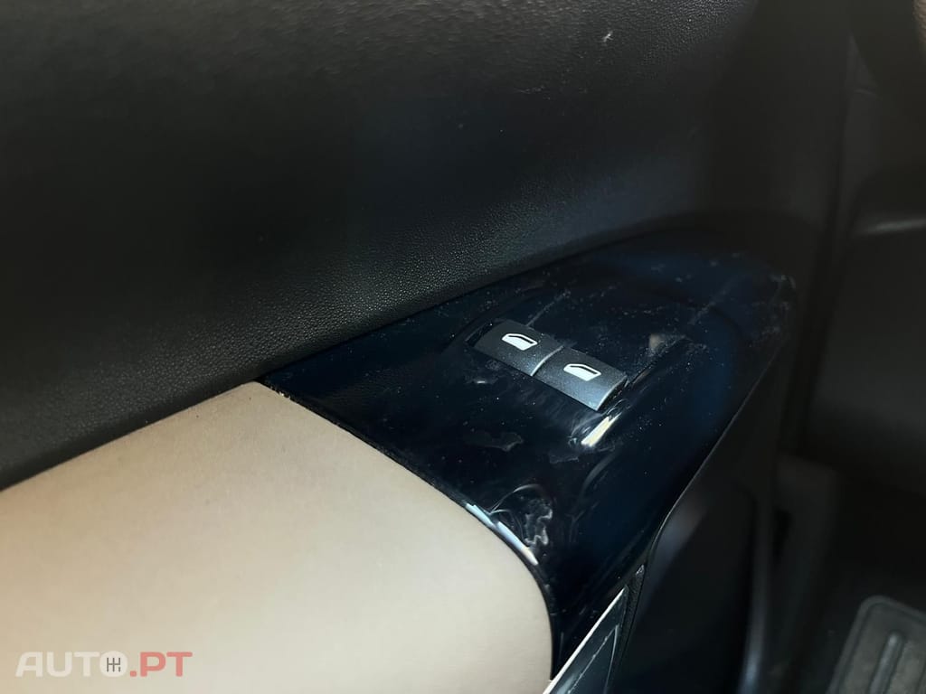 Citroen C4 Cactus 1.2 e-THP Shine Edition