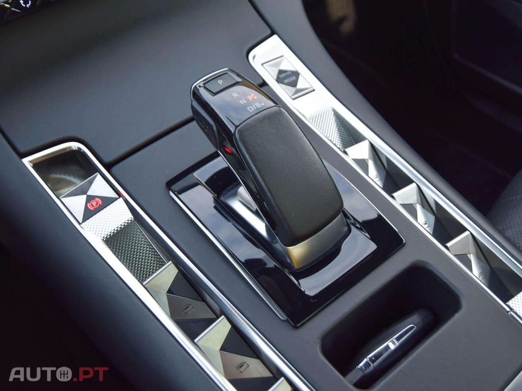 DS DS7 Crossback E-Tense Rivoli EAT8