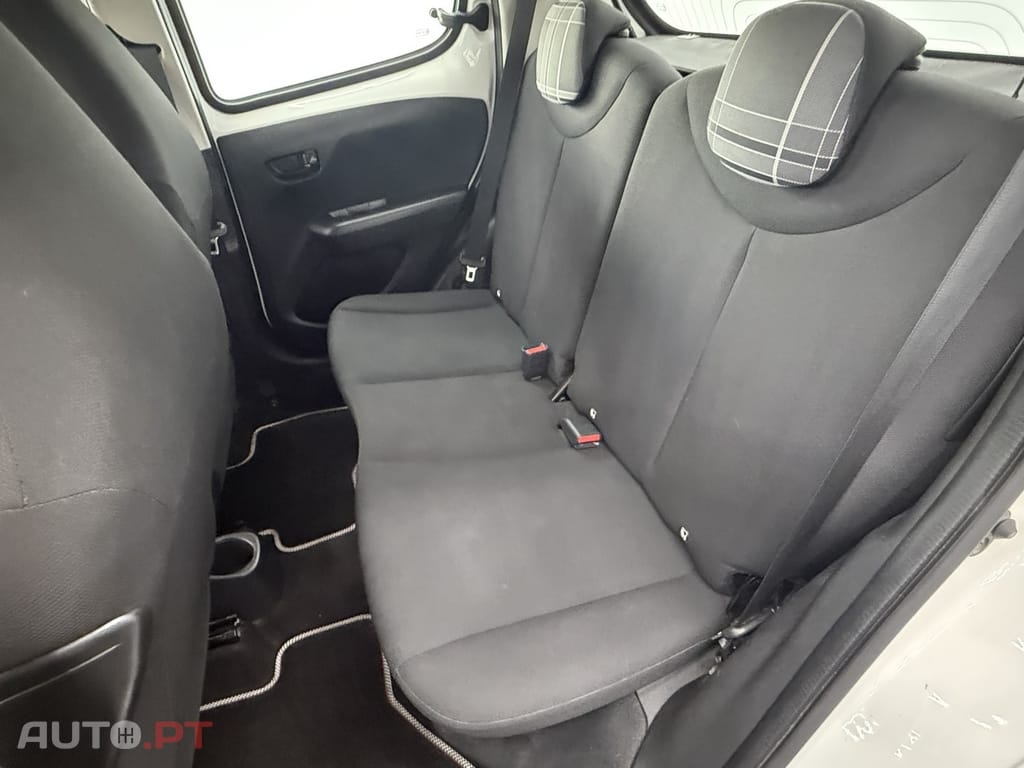 Peugeot 108 1.2 VTi Allure