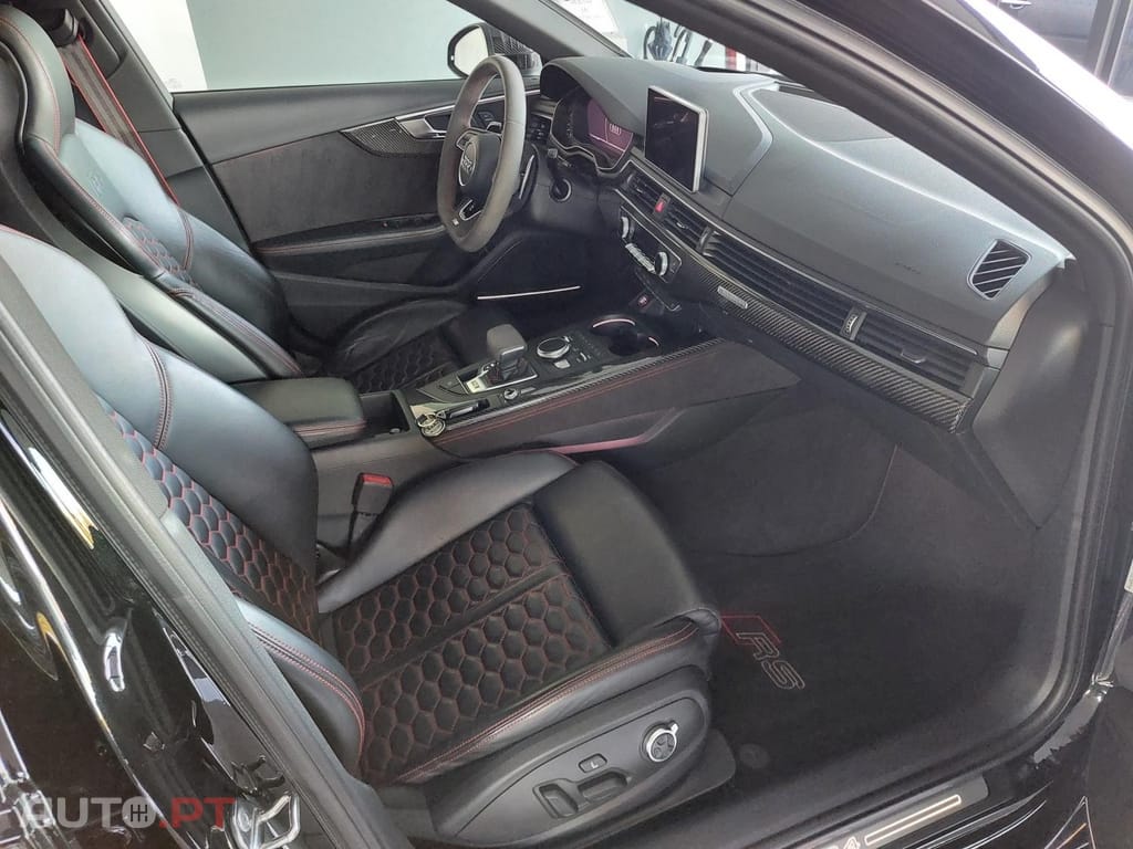 Audi RS4 2.9 TSI quattro Tiptronic