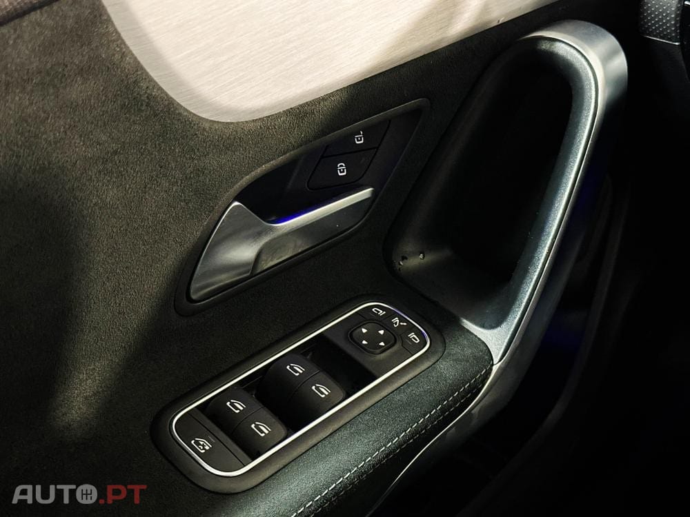 Mercedes-Benz CLA 250 e 8G-DCT AMG Line Advanced Plus