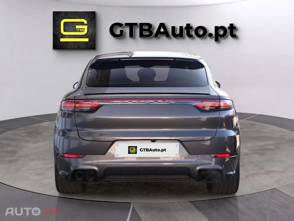 Porsche Cayenne E-Hybrid 