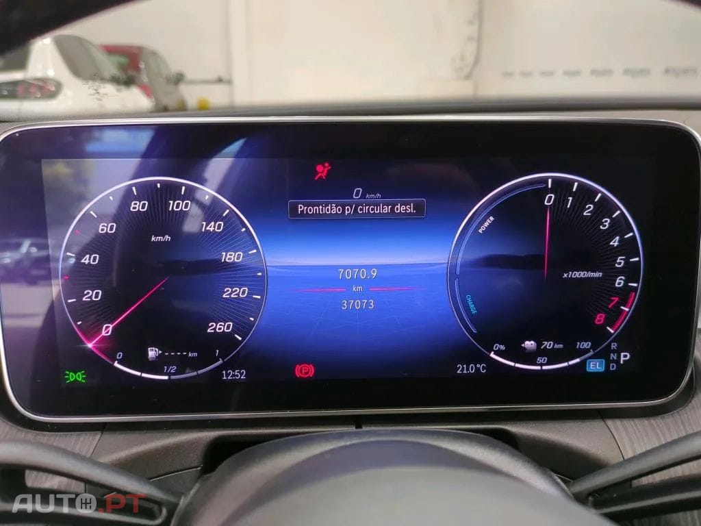 Mercedes-Benz C 300 e AMG Line