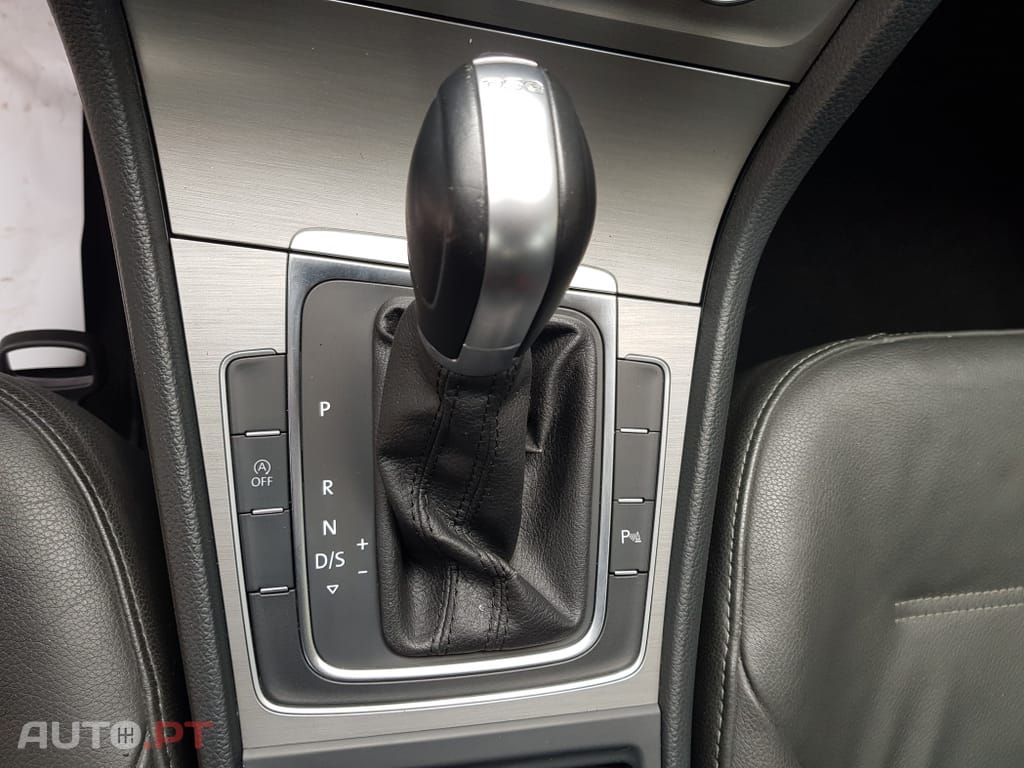 Volkswagen Golf Variant 2.0 TDi Highline DSG