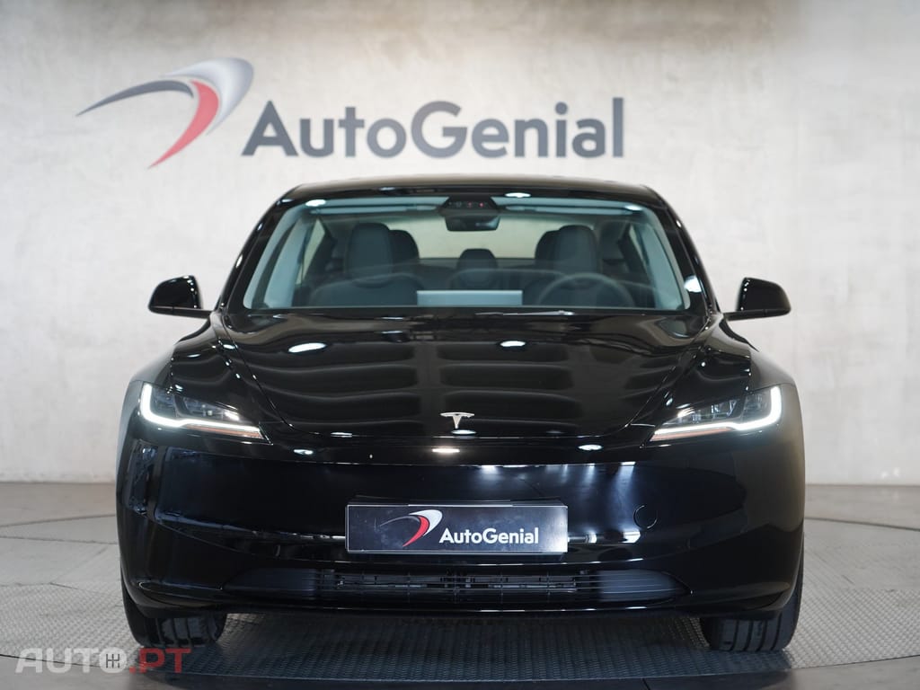 Tesla Model 3 Tração Traseira