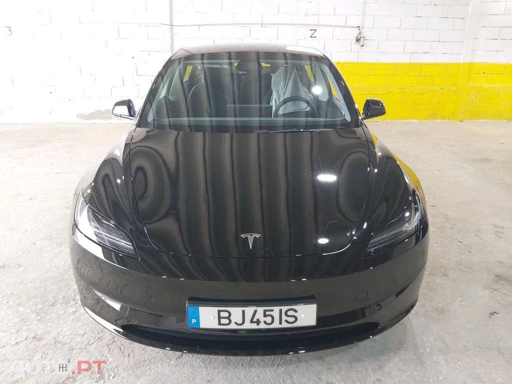 Tesla Model 3 Tração Traseira Premium