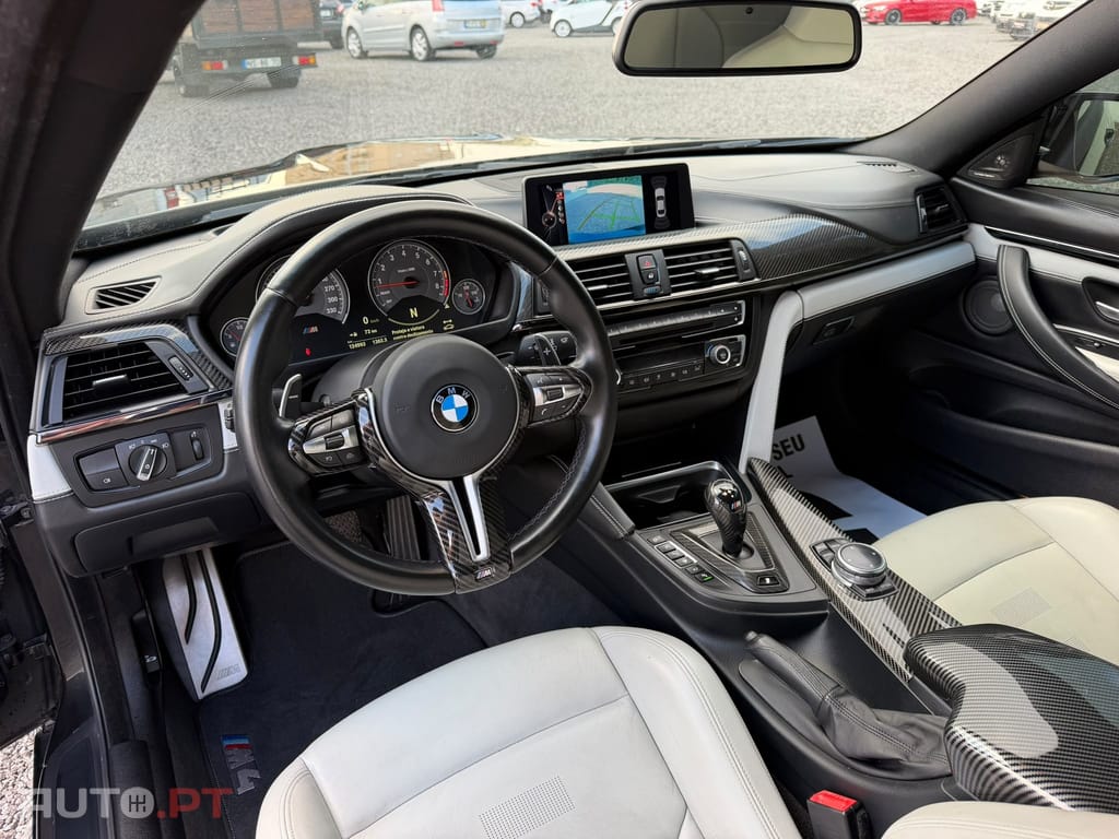 BMW M4 Auto
