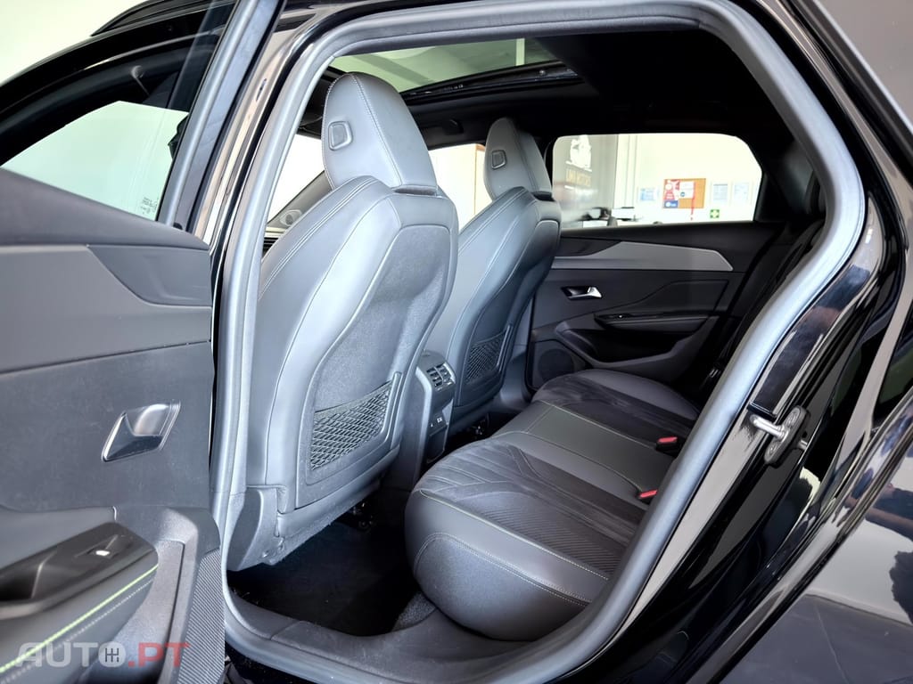 Peugeot 308 1.2 PureTech GT EAT8
