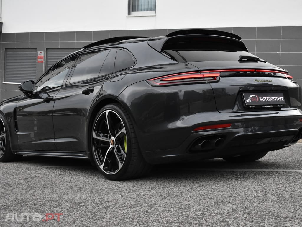 Porsche Panamera ST 4 E-Hybrid