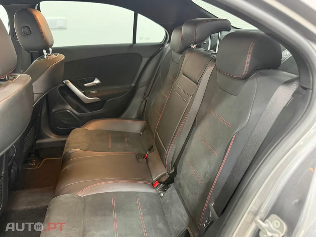 Mercedes-Benz A 250 e AMG Line