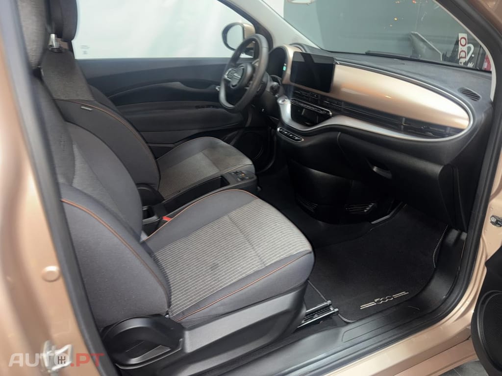 Fiat 500e 42 kWh Icon