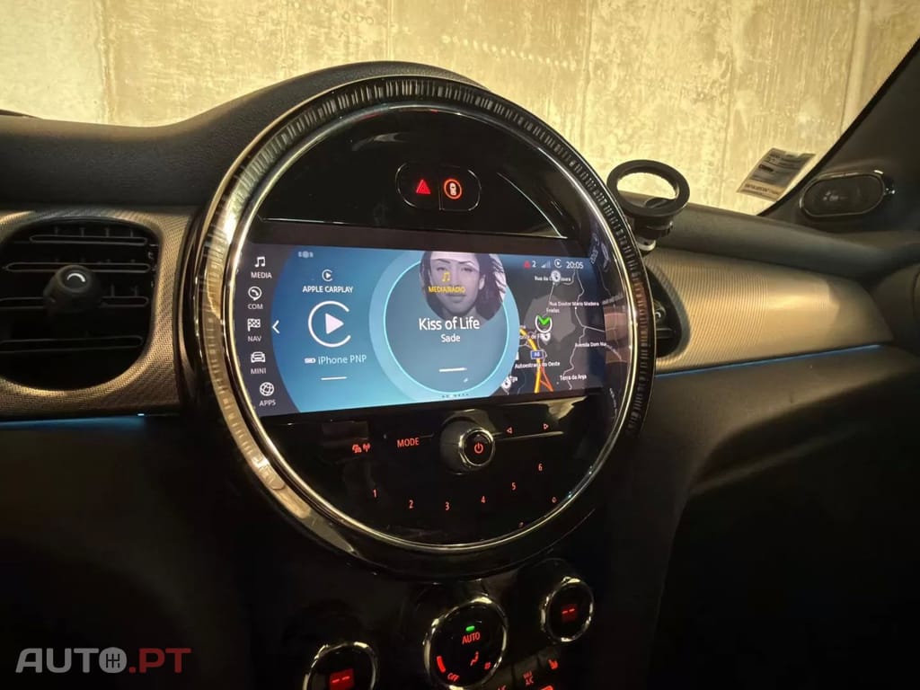 MINI Cooper Cooper SE Yours