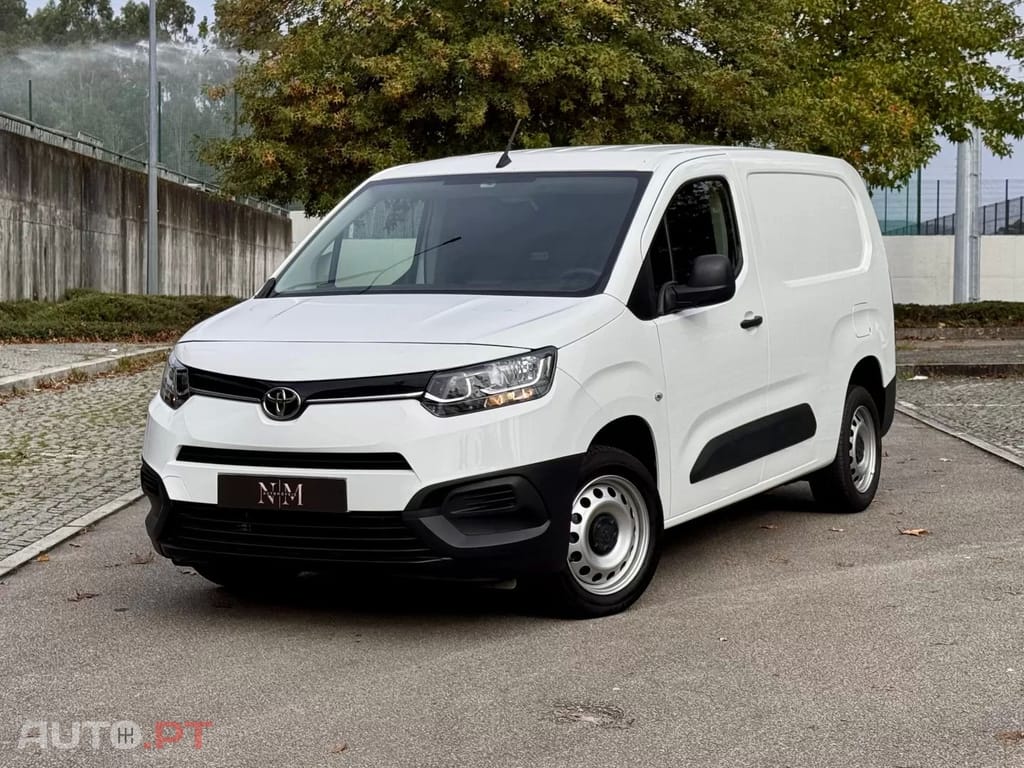 Toyota Proace City  L2 1.5D - 3 Lugares