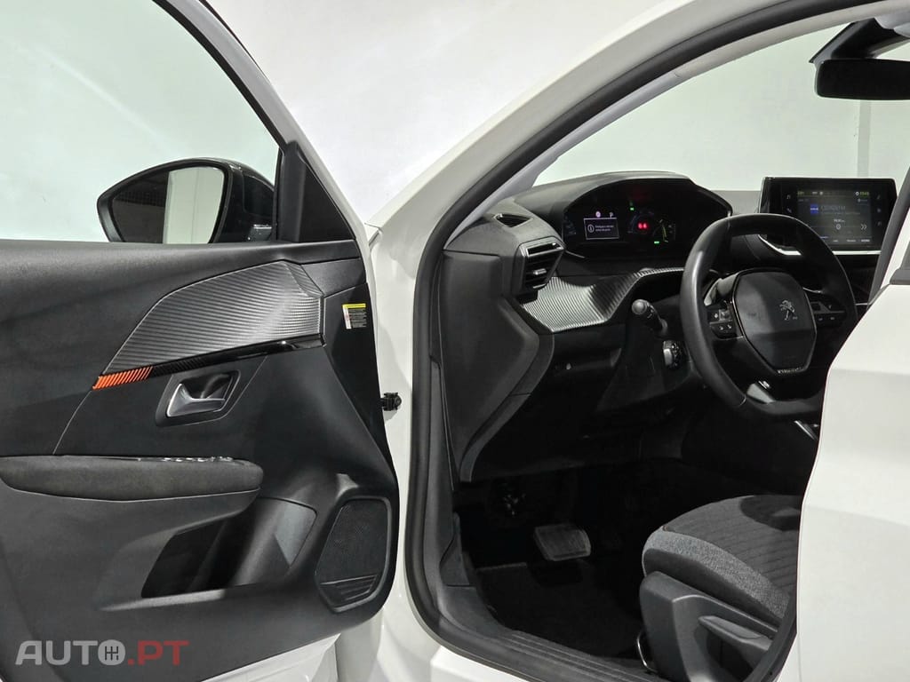 Peugeot E-208 50 kWh Active