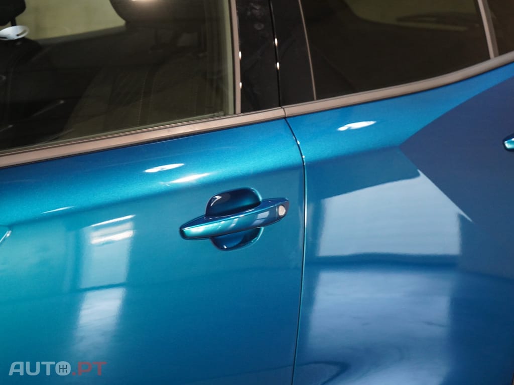 Peugeot 2008 1.2 PureTech Allure