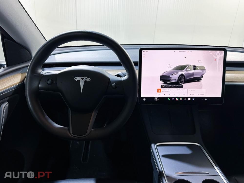 Tesla Model Y Long Range Dual Motor AWD