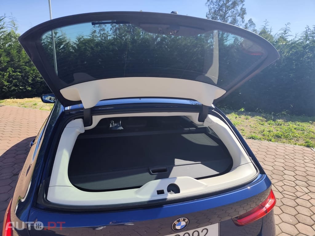 BMW 320 d Touring Line Sport Auto