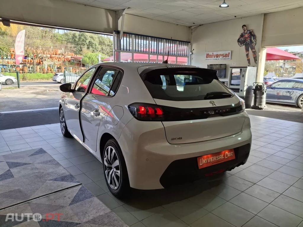 Peugeot 208 1.2 PureTech Like