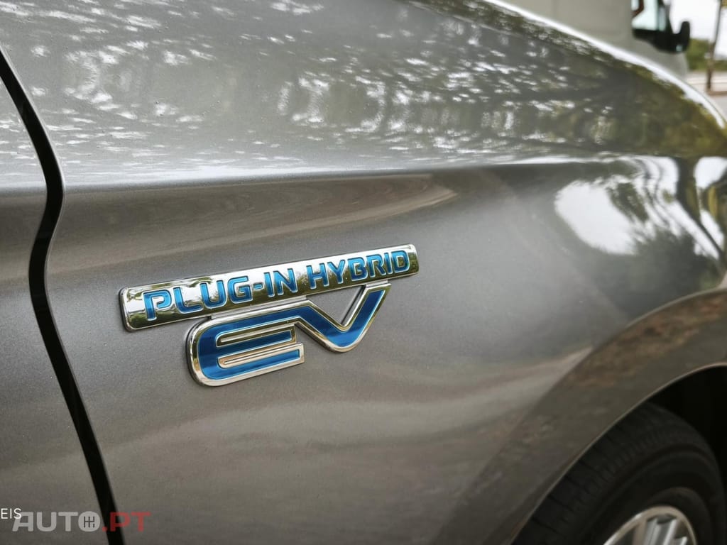 Mitsubishi Outlander 2.4 PHEV Intense