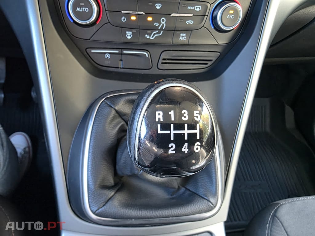 Ford Kuga 1.5 TDCi Business