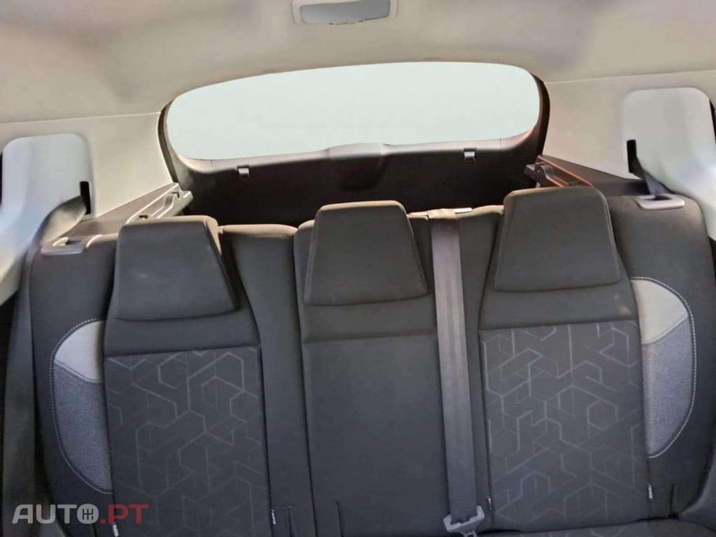 Peugeot 2008 1.2 PureTech Style