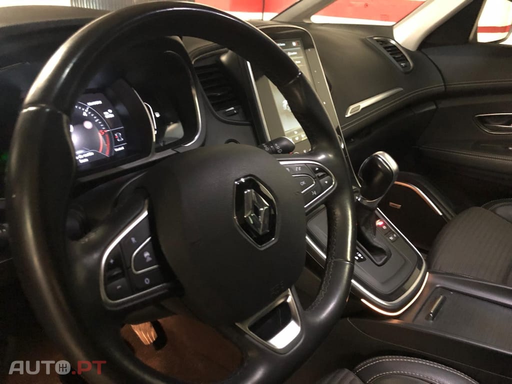 Renault Grand Scénic 1.7 Blue dCi Bose Edition EDC