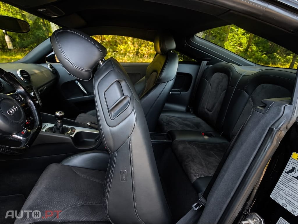 Audi TT 2.0 TDI quattro S-line