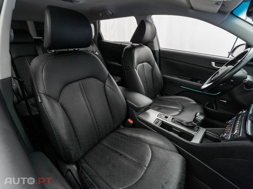Kia Optima 2.0 CVVT PHEV