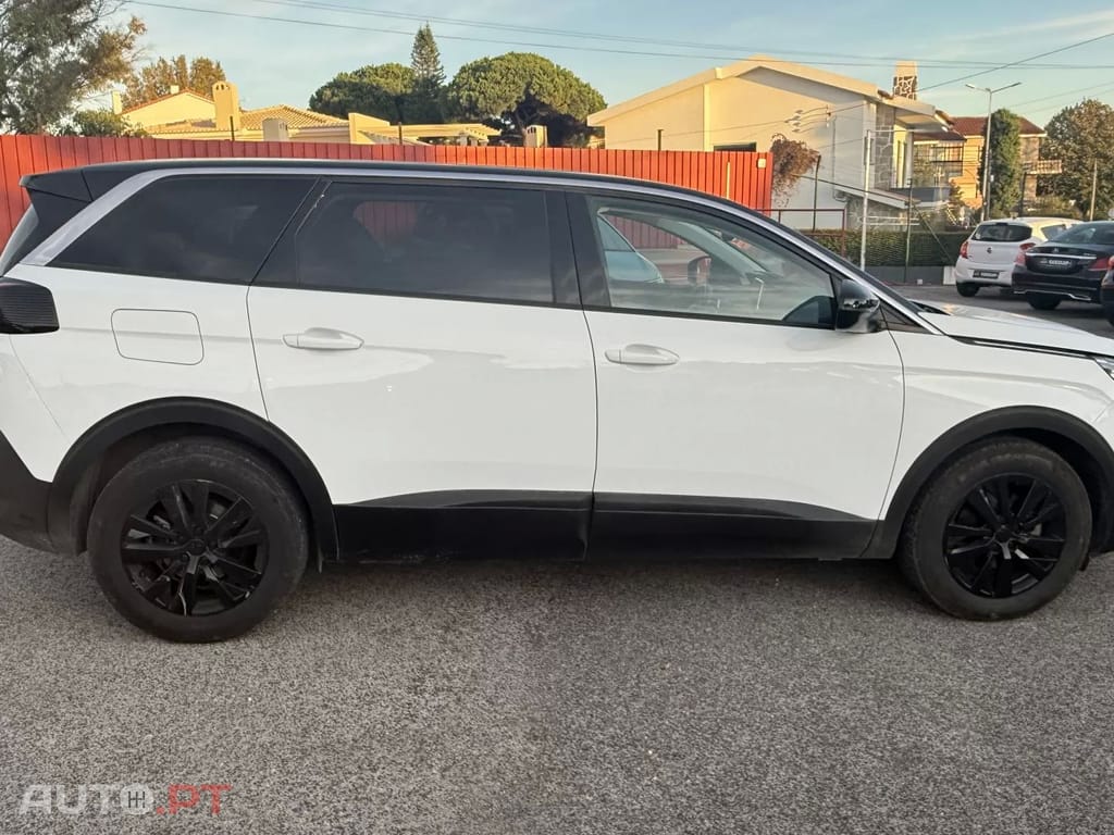 Peugeot 5008 1.5 BlueHDi Allure