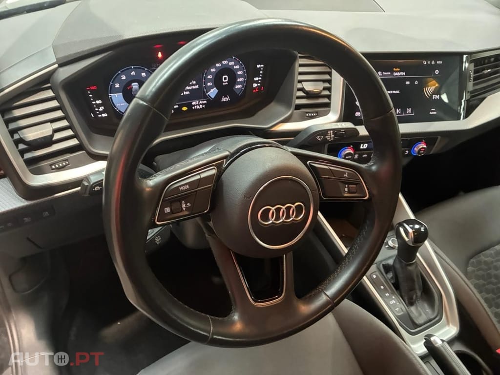 Audi A1 25 TFSI S tronic
