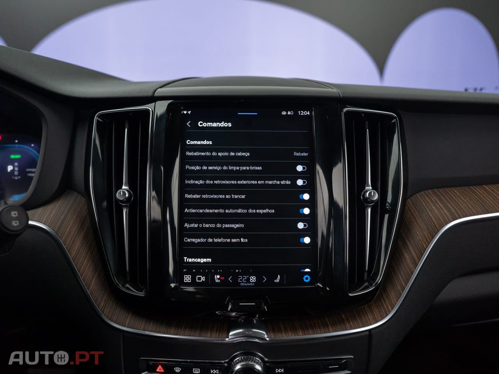 Volvo XC60 2.0 T6 PHEV Plus Dark