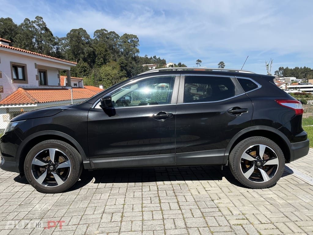 Nissan Qashqai 1.5 dCi N-Connecta 18 RS+PS