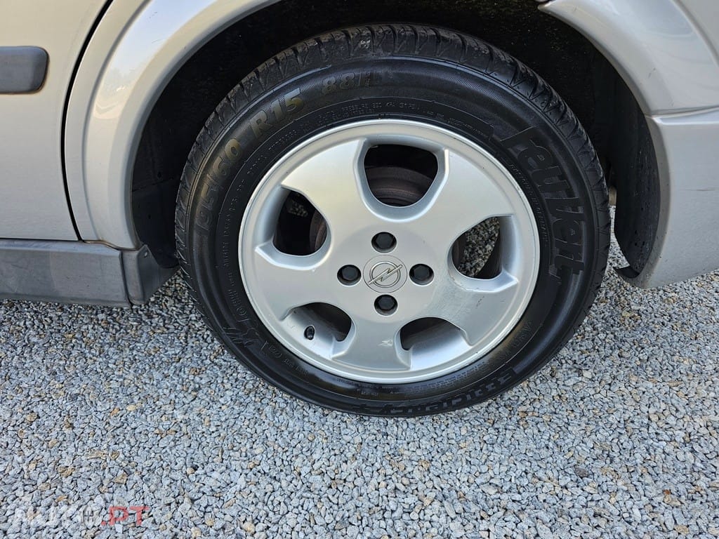 Opel Astra 1.2 Club