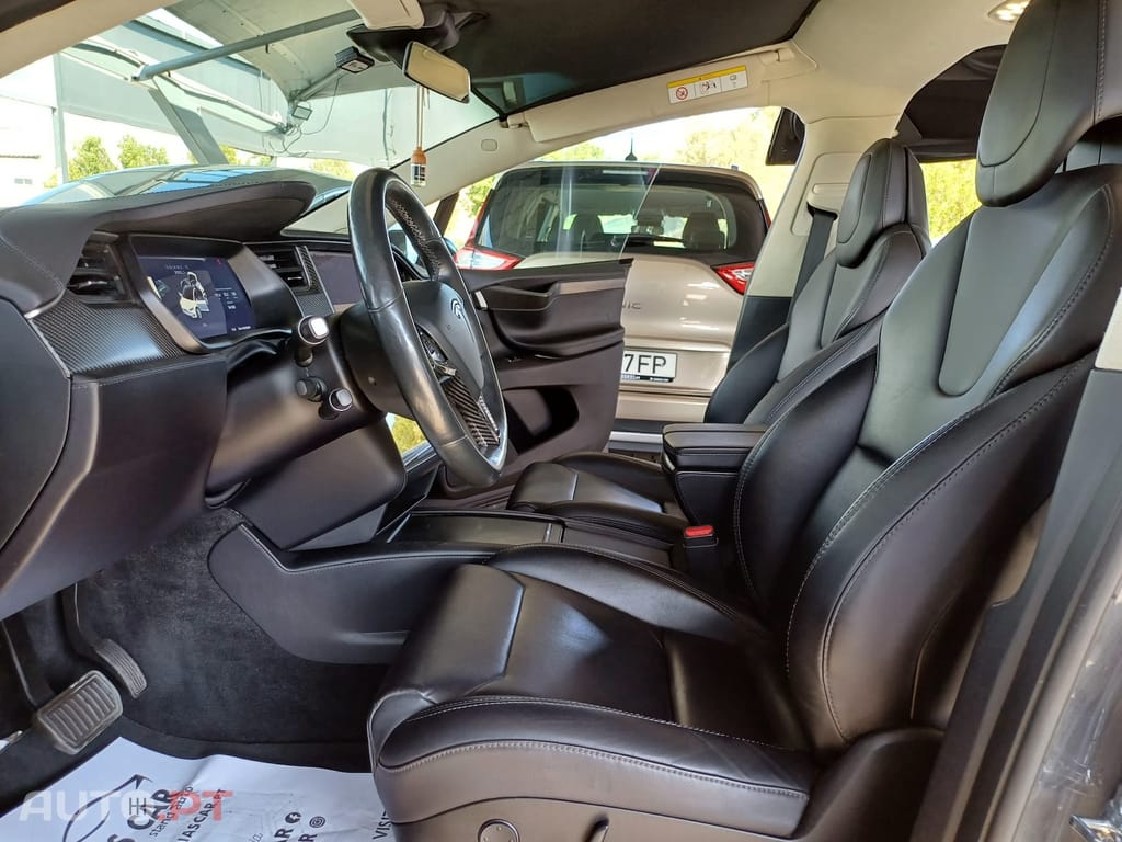 Tesla Model X 100 kWh Long Range AWD