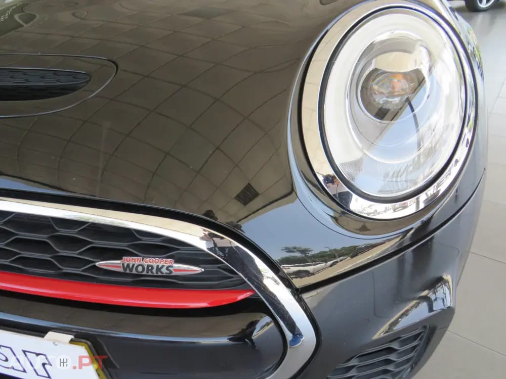 MINI Cabrio John Cooper Works