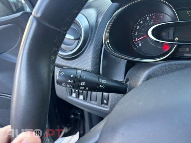 Renault Clio Sport Tourer 0.9 TCE Limited